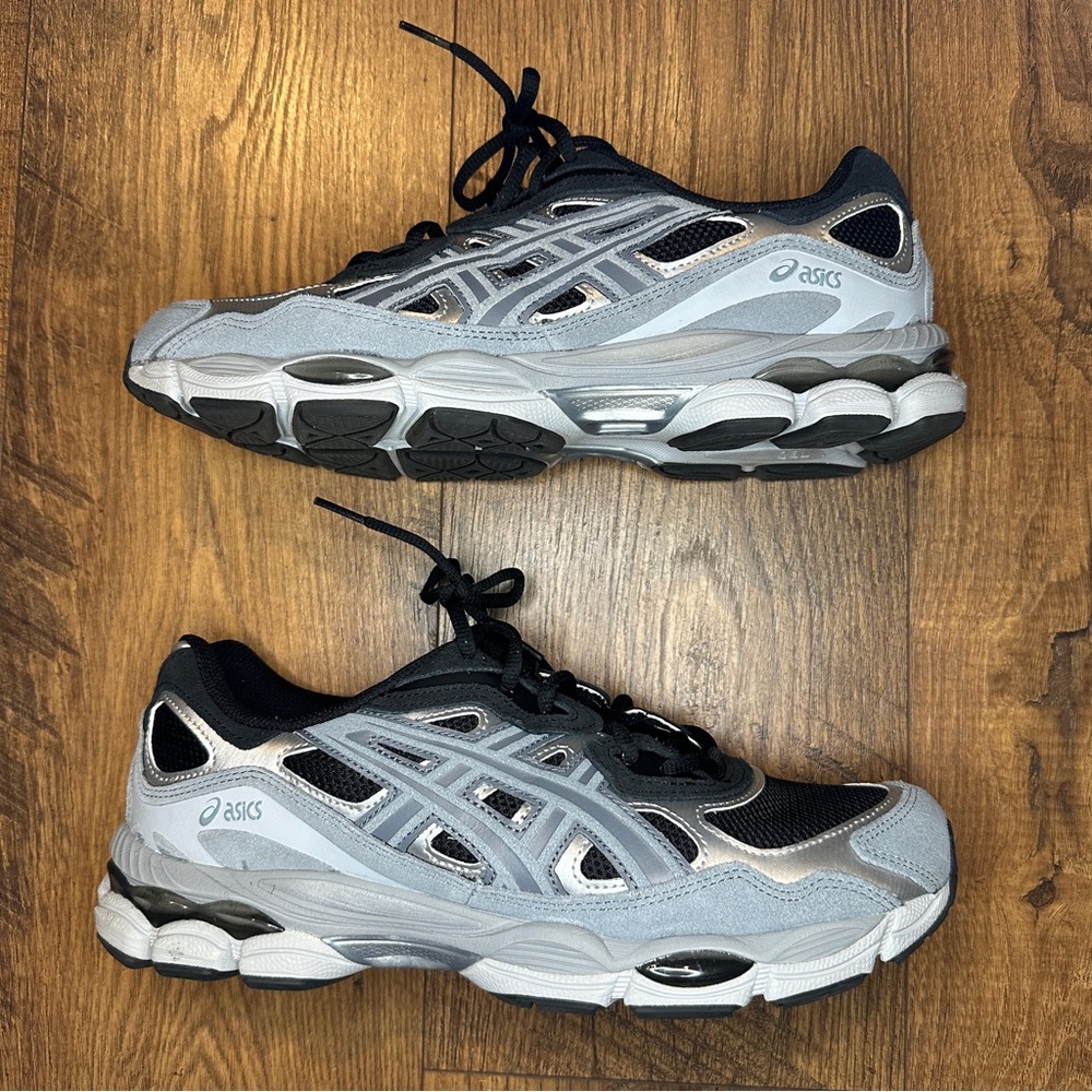 ASICS GeL NYC